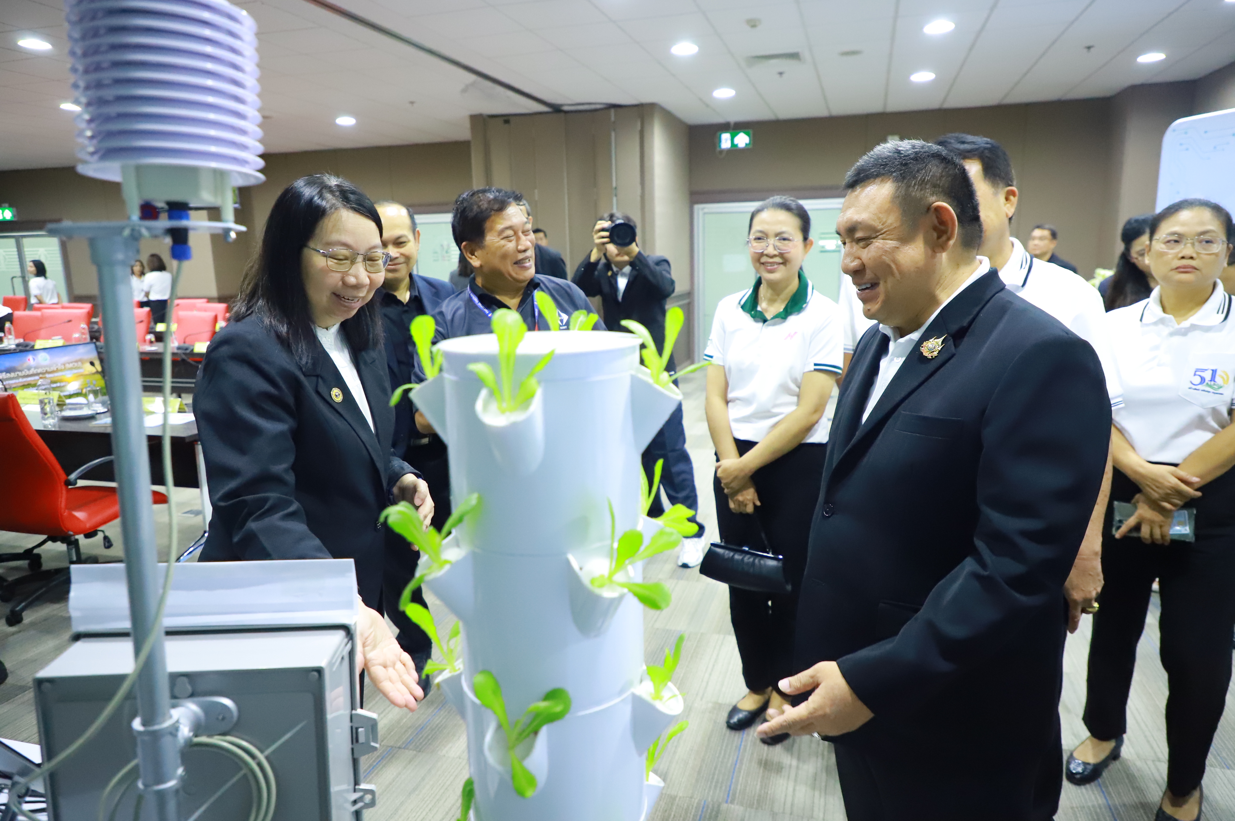 title - ส.ป.ก. และ มว. ร่วมลงนาม MOU รุกพัฒนาเทคโนโลยีเกษตร เสริมศักยภาพเกษตรกรในเขตปฏิรูปที่ดินสู่สากล